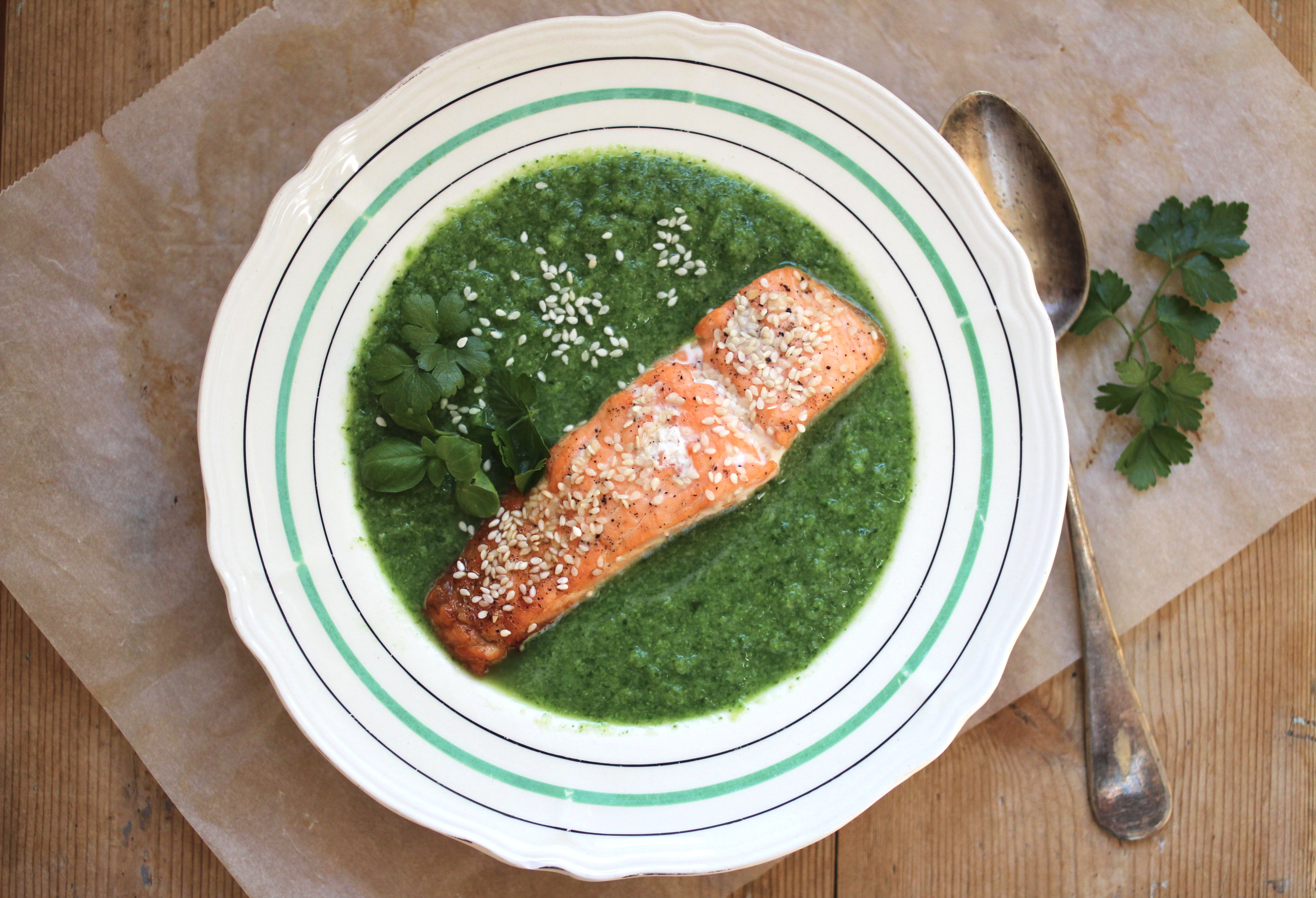 Brokkolisuppe med laks og potet